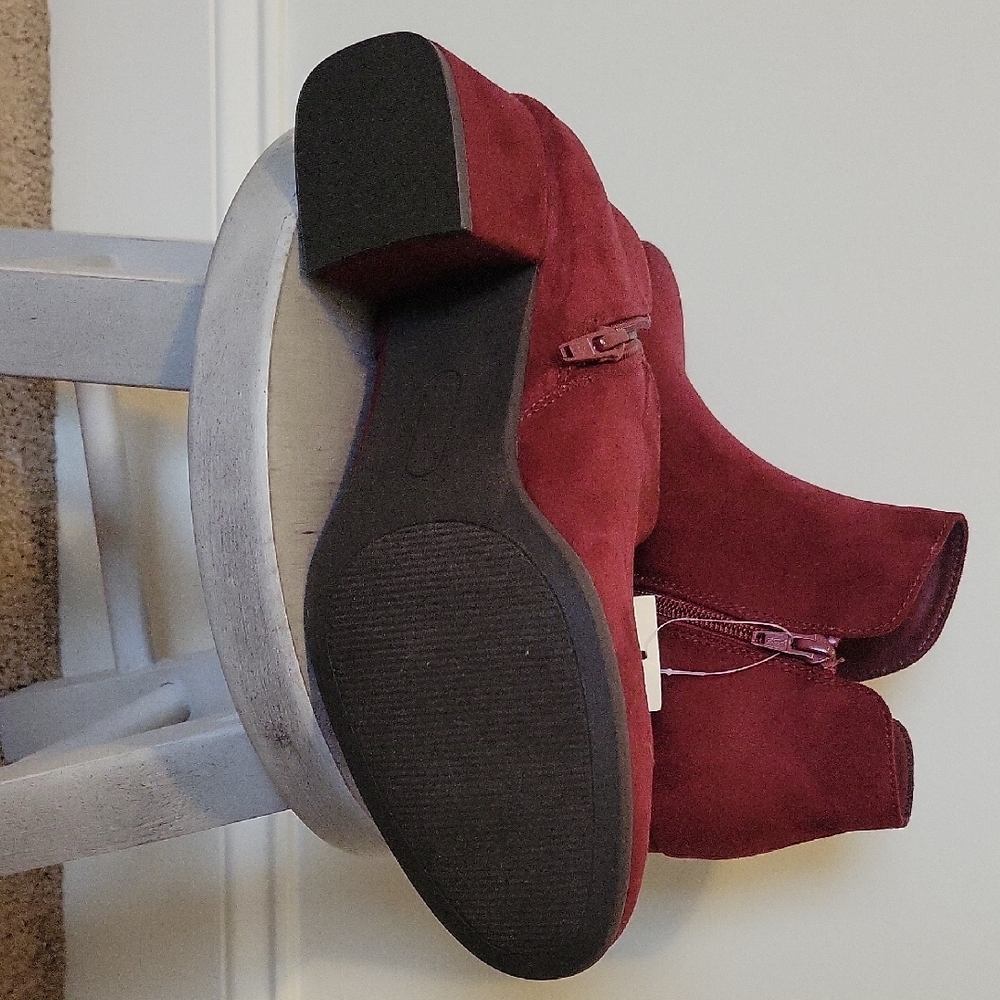 Kim Rogers Women's Burgundy Ankle Booties NWT Size- 9 - Picture 7 of 10